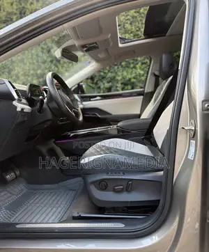 Volkswagen ID.6 2025 Gray