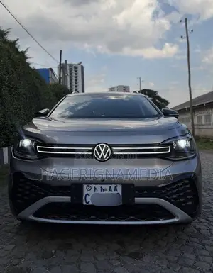Volkswagen ID.6 2025 Gray