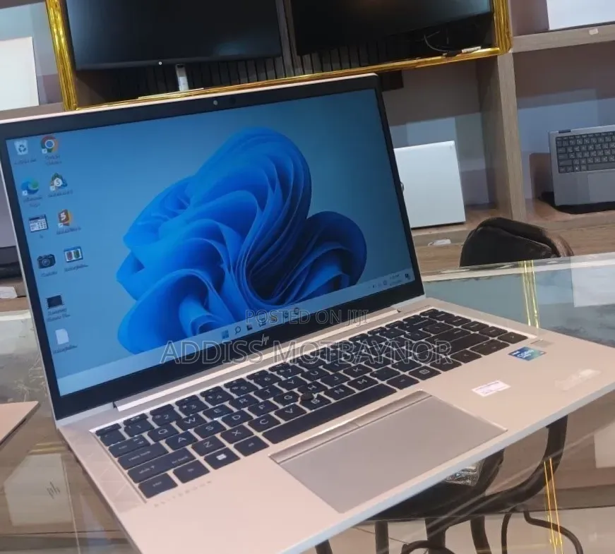 New Laptop HP EliteBook 840 16GB Intel Core i7 SSD 512GB
