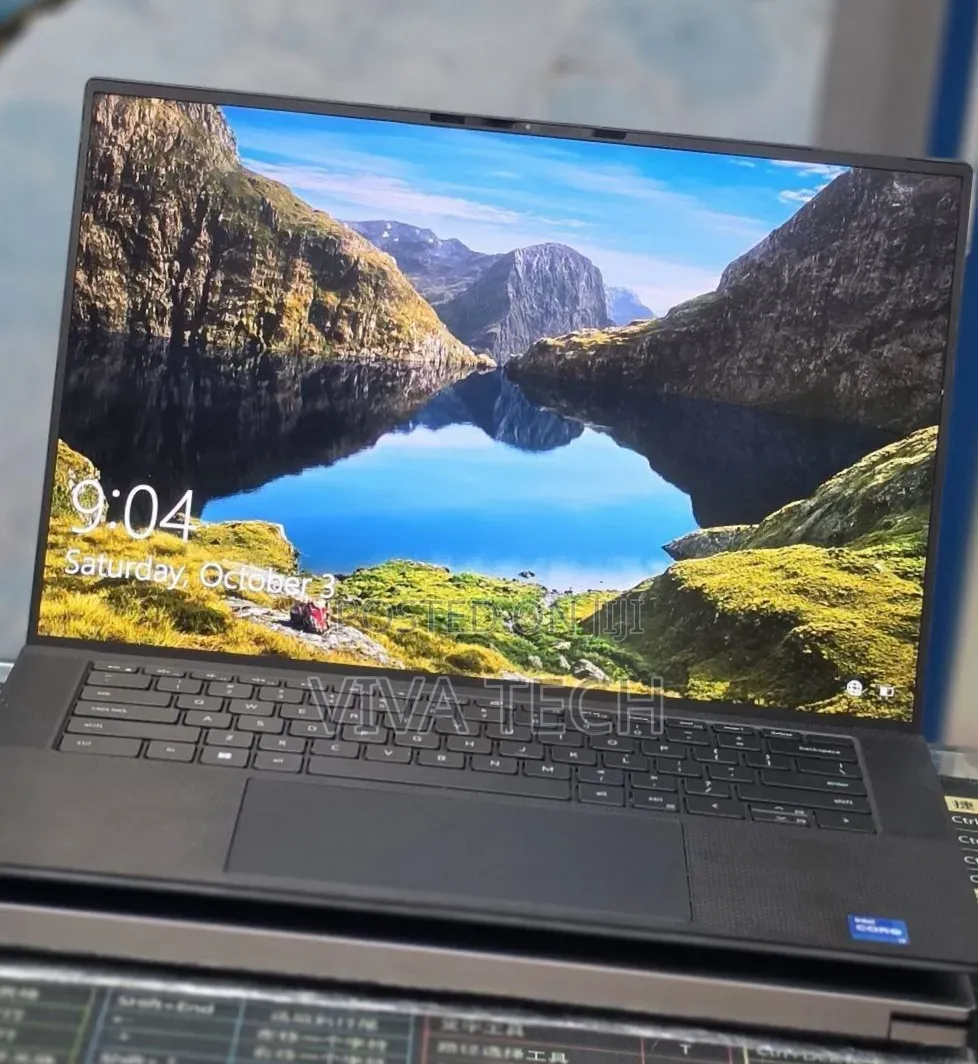 New Laptop Dell Inspiron 15 5570 16GB Intel Core i7 SSD 512GB