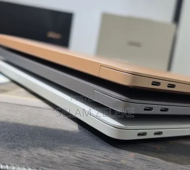 New Laptop Apple MacBook Air 2020 M1 8GB Apple M1 SSD 256GB