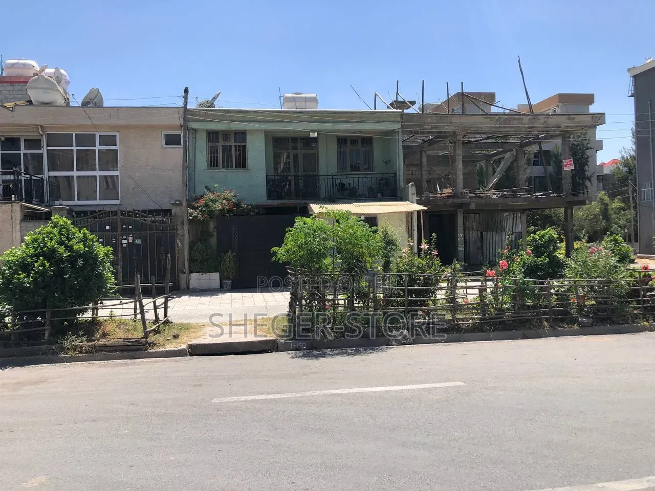 Furnished 4bdrm Townhouse/Terrace in Tuludimtu Arsema, Akaky Kaliti