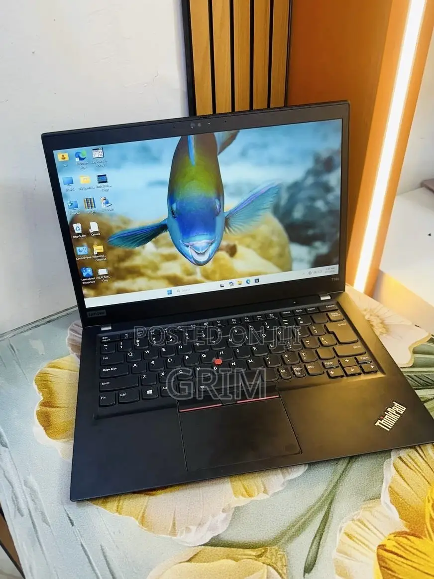 New Laptop Lenovo ThinkPad T14 G1 16GB AMD Ryzen 5 SSD 512GB