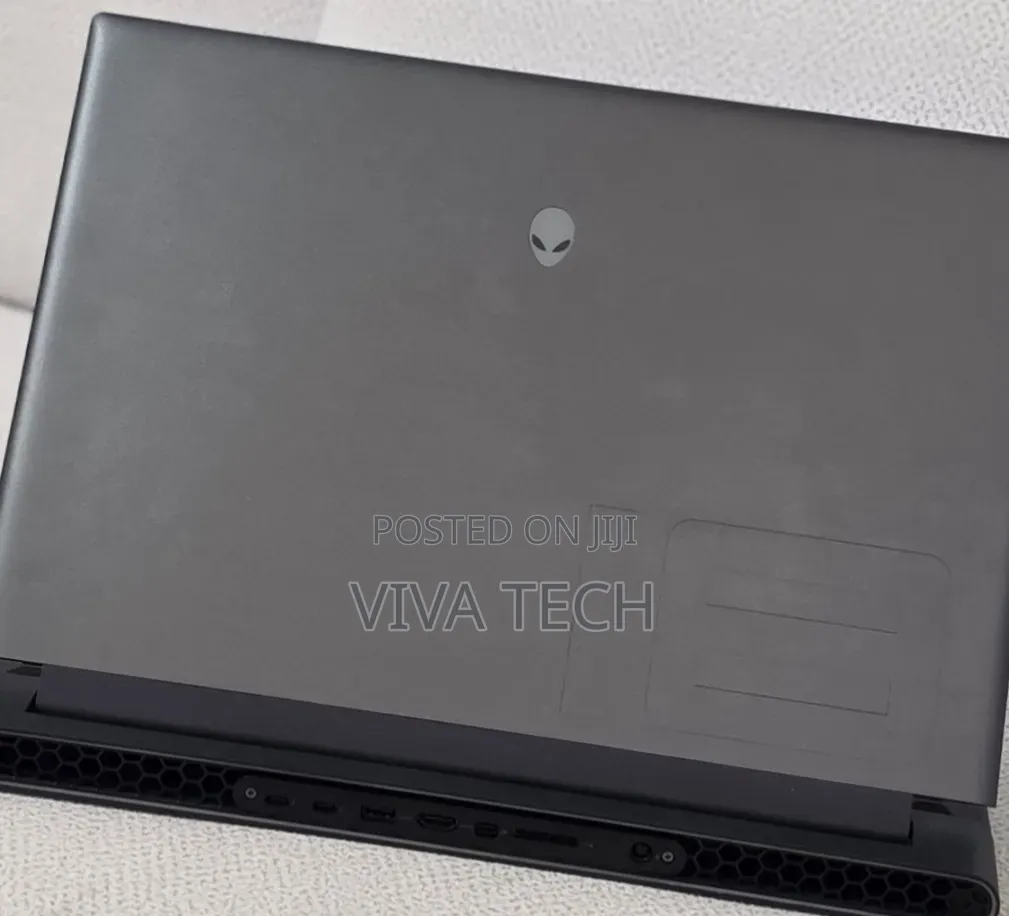 New Laptop Alienware 32GB Intel Core i9 SSD 2T