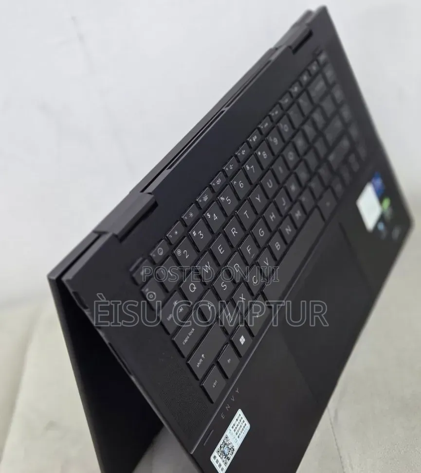 New Laptop HP Envy x360 16GB Intel Core i7 SSD 512GB