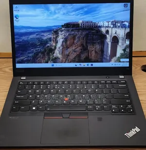 New Laptop Lenovo ThinkPad T14 G2 16GB Intel Core i7 SSD 512GB