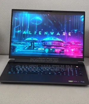 New Laptop Alienware M18X 32GB Intel Core i9 SSD 2T