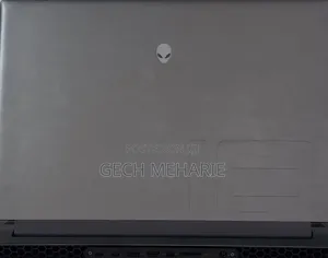 New Laptop Alienware M18 R2 32GB Intel Core i9 SSD 2T