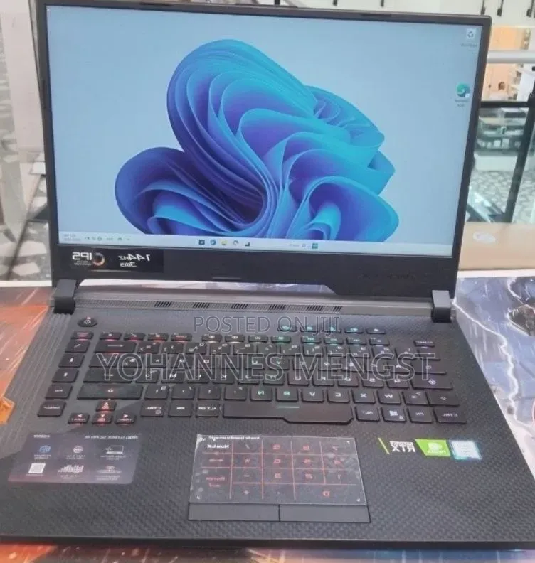New Laptop Asus ROG Strix G18 16GB Intel Core i7 SSD 512GB