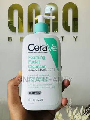 CeraVe Oil Control Face Wash With Ceramides & Niacinamide (355ml)