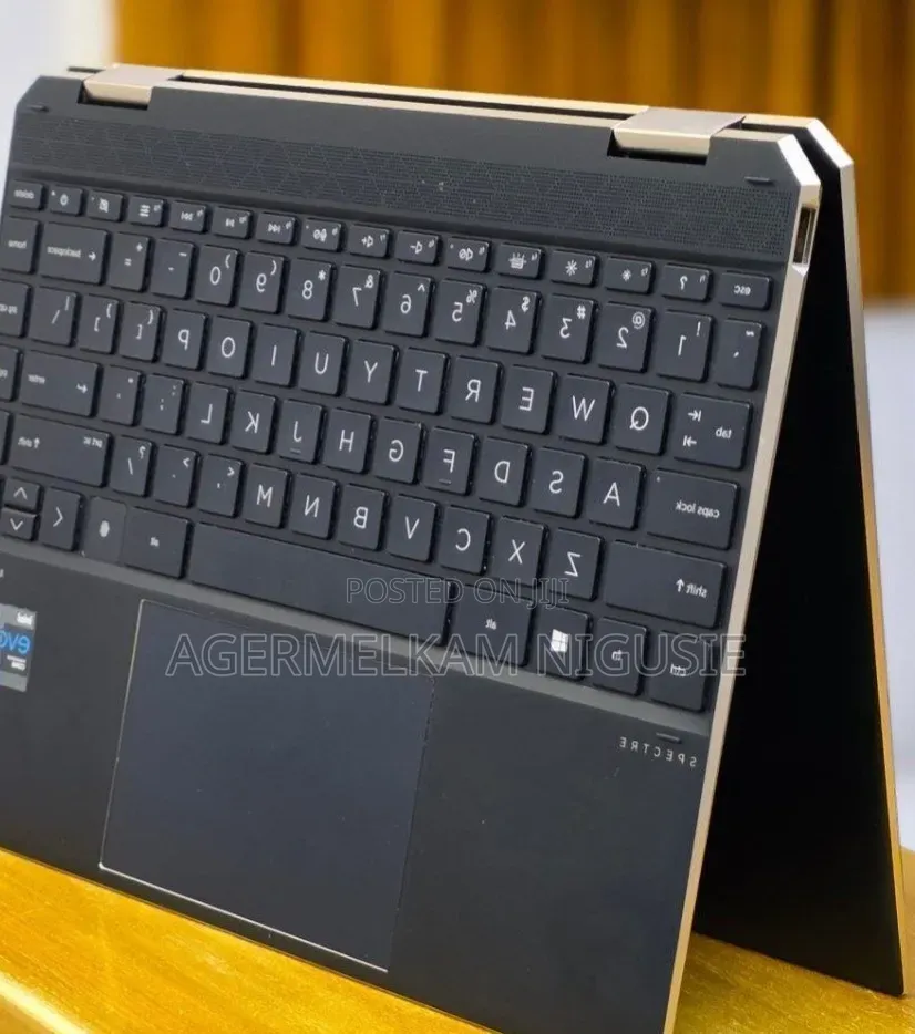 New Laptop HP Spectre X360 15 16GB Intel Core i7 SSD 512GB