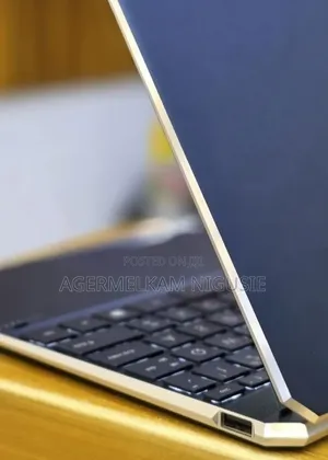 New Laptop HP Spectre X360 15 16GB Intel Core i7 SSD 512GB