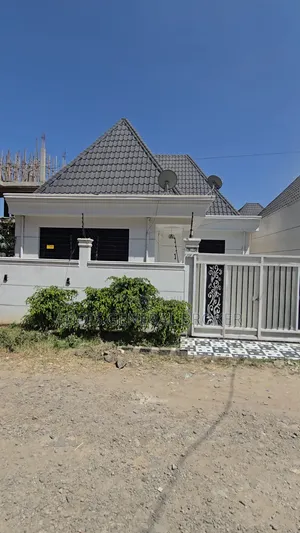 5bdrm Villa in Bulbula, Bole for sale