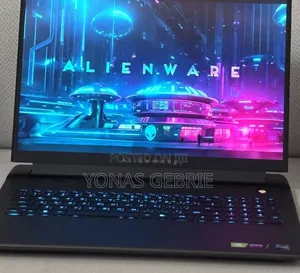 New Laptop Alienware M18 R2 32GB Intel Core i9 SSD 2T