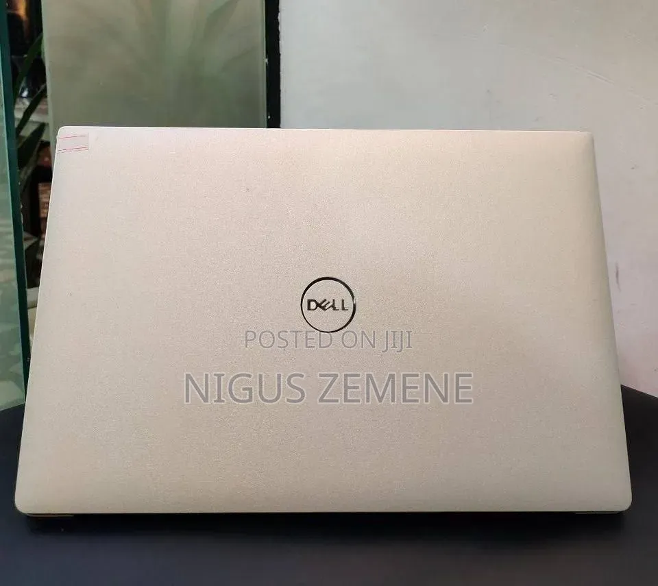 New Laptop Dell XPS 15 7590 16GB Intel Core i7 SSD 512GB