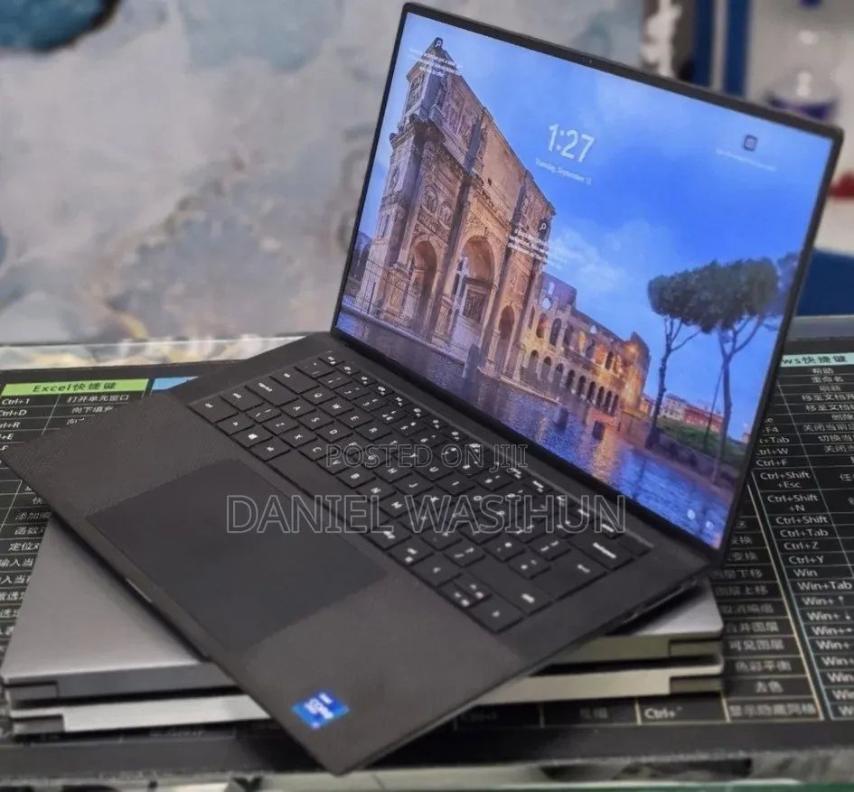 New Laptop Dell Precision 5560 32GB Intel Core i7 SSD 1T