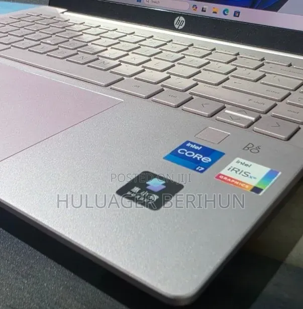New Laptop HP Pavilion 14 16GB Intel Core i7 SSD 512GB