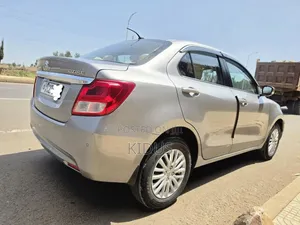 Suzuki Dzire 2022 Silver