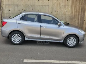 Suzuki Dzire 2022 Silver