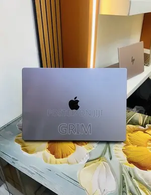 New Laptop Apple MacBook Pro 2021 M1 32GB Apple M1 SSD 512GB