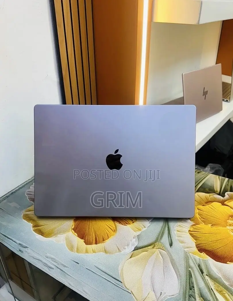 New Laptop Apple MacBook Pro 2021 M1 32GB Apple M1 SSD 512GB