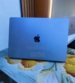 New Laptop Apple MacBook Pro 2021 M1 32GB Apple M1 SSD 512GB