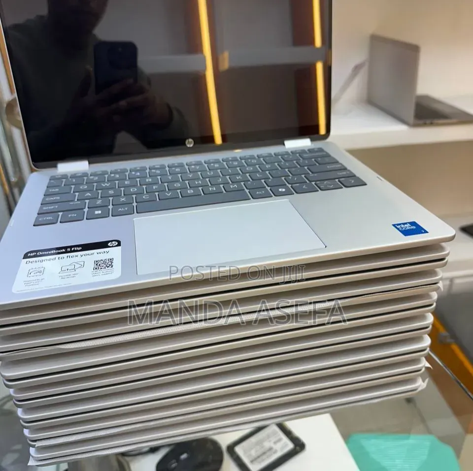 New Laptop HP OmniBook X Flip 14" 16GB Intel Core 7 SSD 512GB