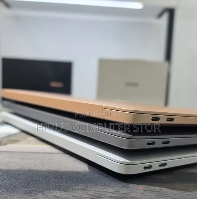 New Laptop Apple MacBook Air 2020 M1 8GB Apple M1 SSD 256GB