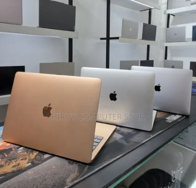 New Laptop Apple MacBook Air 2020 M1 8GB Apple M1 SSD 256GB