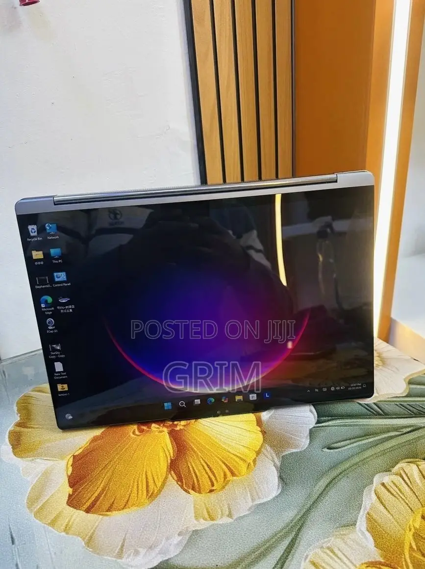 New Laptop Lenovo Yoga 9 16GB Intel Core Ultra 7 SSD 512GB