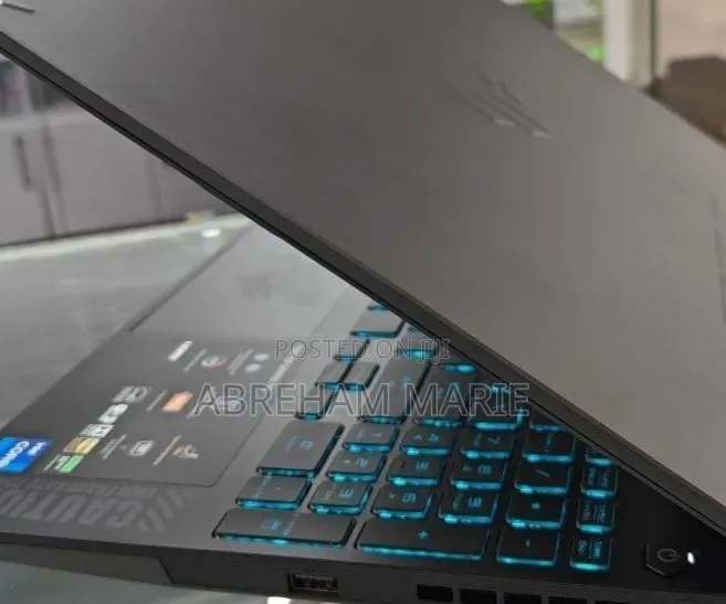 New Laptop Asus TUF Gaming F15 16GB Intel Core i7 SSD 512GB