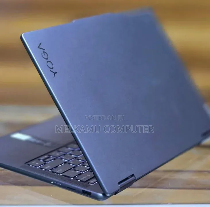 New Laptop Lenovo Yoga 7i 16GB Intel Core i7 SSD 512GB