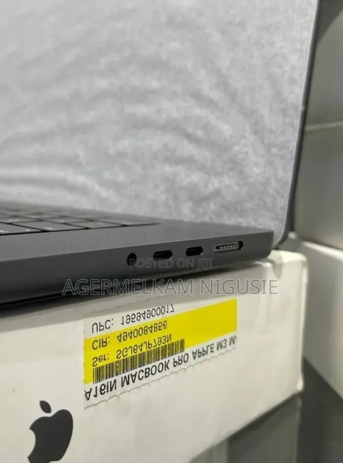 New Laptop Apple MacBook 2016 16GB AMD Ryzen 9 SSD 2T
