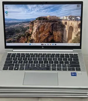 New Laptop HP EliteBook 830 G8 16GB Intel Core i5 SSD 512GB