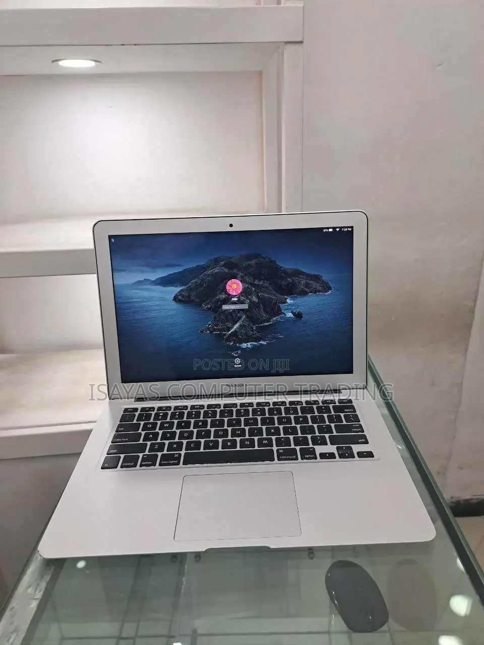 New Laptop Apple MacBook Air 2017 8GB Intel Core i5 SSD 128GB