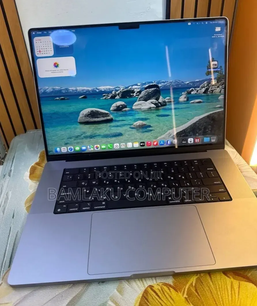 New Laptop Apple MacBook Pro 2021 M1 32GB Apple M1 Pro SSD 512GB