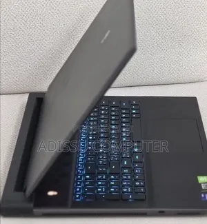 New Laptop Alienware M18 R2 32GB Intel Core i9 SSD 2T