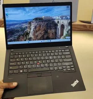 New Laptop Lenovo ThinkPad T14 G2 16GB Intel Core i7 SSD 512GB