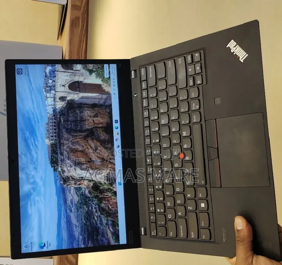 New Laptop Lenovo ThinkPad T14 G2 16GB Intel Core i7 SSD 512GB