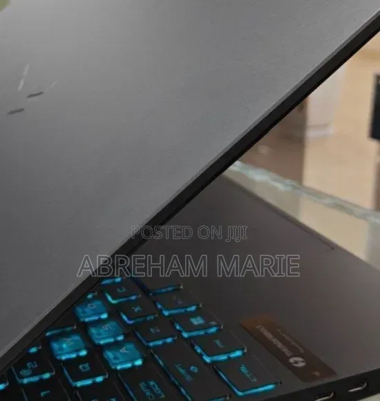 New Laptop Dell Precision 5570 16GB Intel Core i7 SSD 512GB