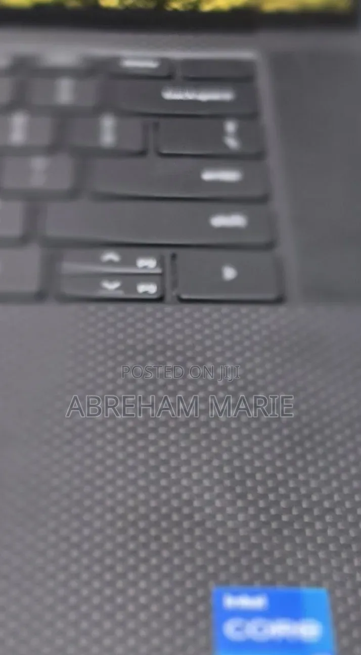 New Laptop Dell Precision 5570 16GB Intel Core i7 SSD 512GB
