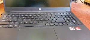 Laptop HP Envy x360 8GB AMD Ryzen 5 SSD 500GB