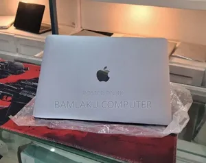 New Laptop Apple MacBook Pro 2020 M1 16GB Apple M1 Pro SSD 256GB