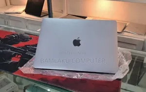 New Laptop Apple MacBook Pro 2020 M1 16GB Apple M1 Pro SSD 256GB