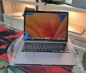 New Laptop Apple MacBook Pro 2020 M1 16GB Apple M1 Pro SSD 256GB