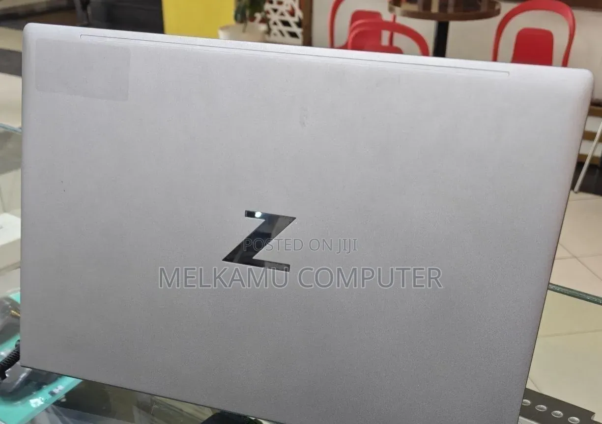 New Laptop HP ZBook 15 16GB Intel Core i7 SSD 512GB
