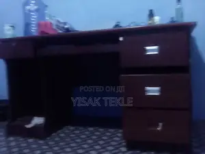 Used Table and Chair Good Condition