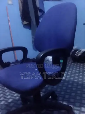 Used Table and Chair Good Condition