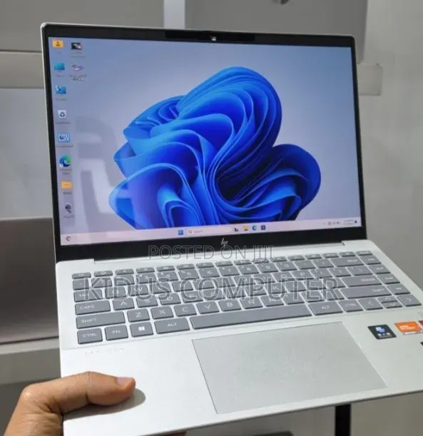 New Laptop HP Pavilion 15 16GB AMD Ryzen 7 SSD 1T