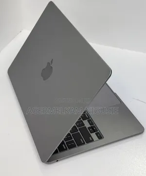 New Laptop Apple MacBook 8GB Apple M2 SSD 512GB